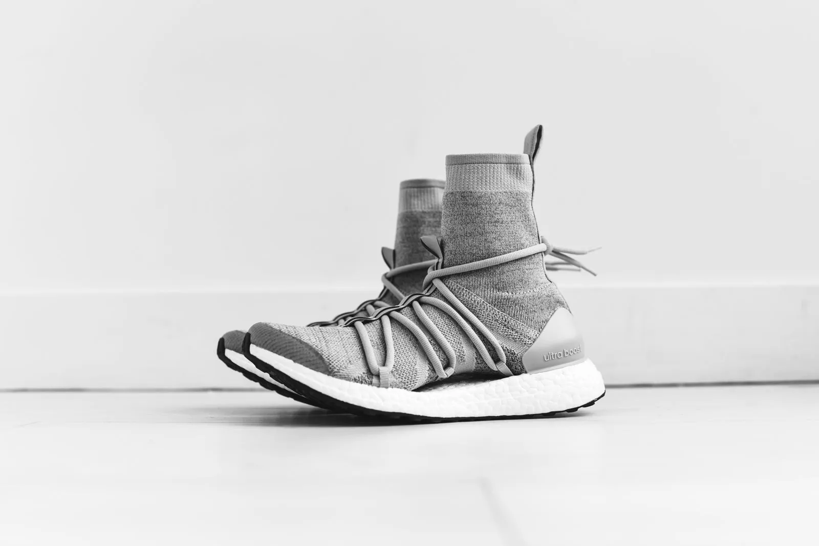 adidas by Stella McCartney WMNS UltraBoost X Mid - Stone / White / Grey