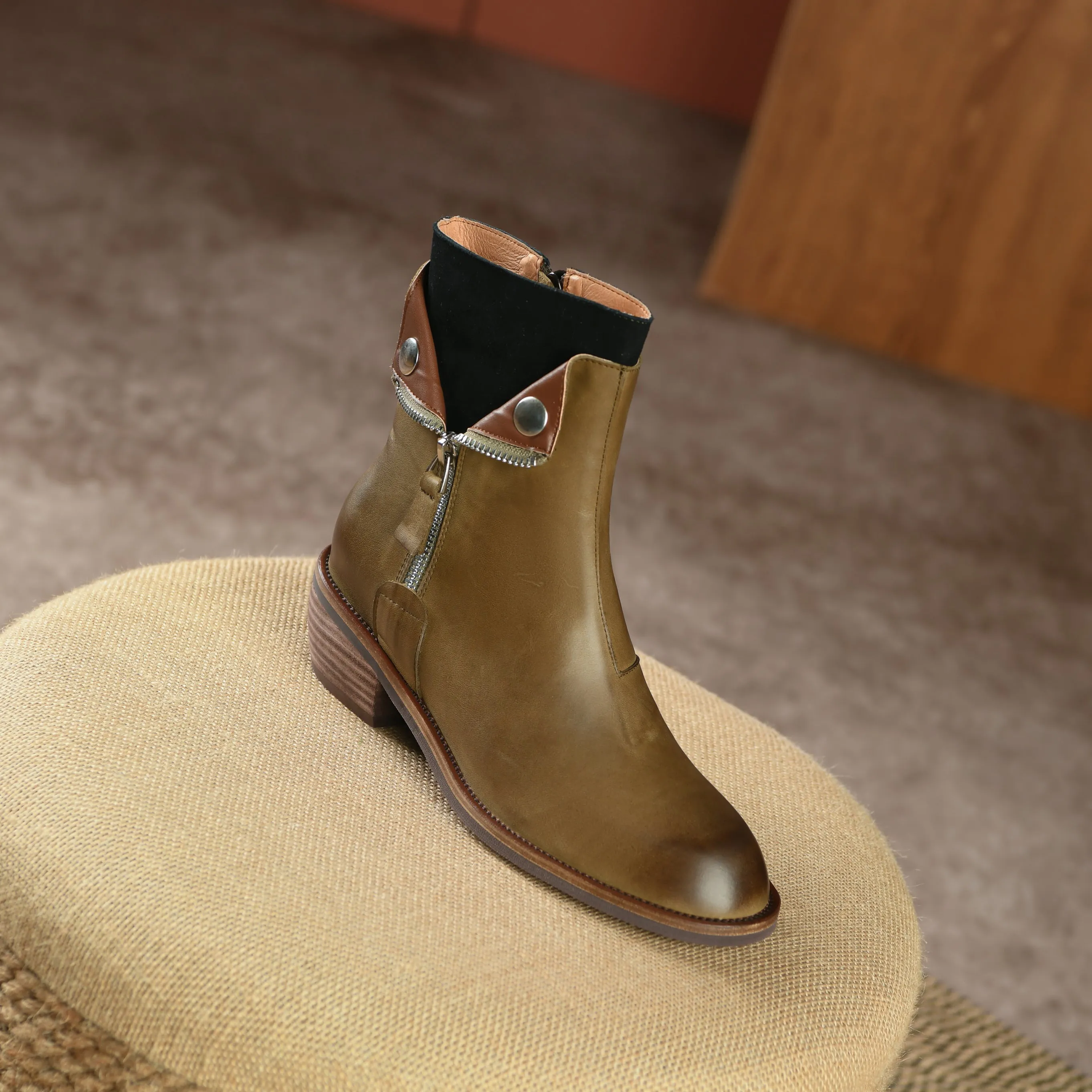 Bigsizeheels Polished round toe retro short boots - Green