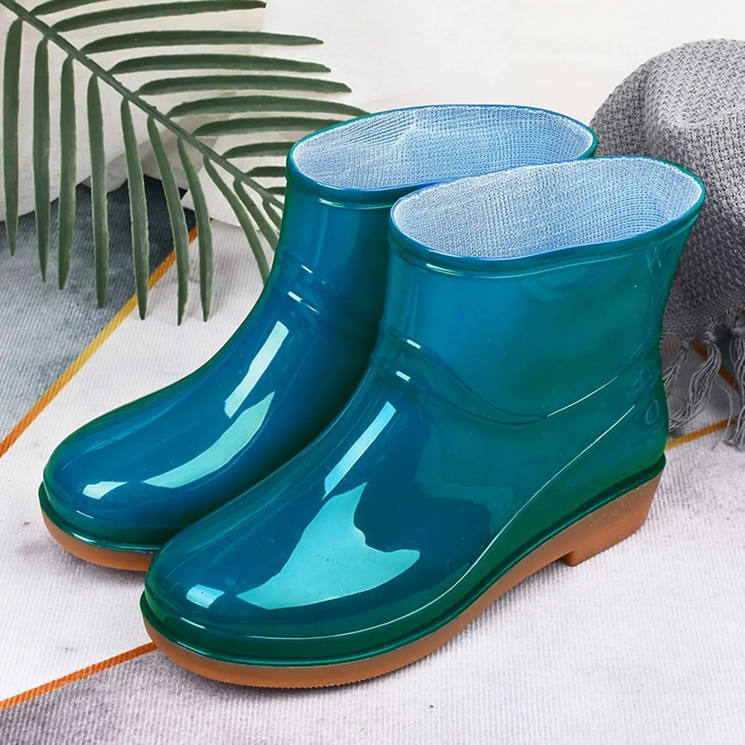 Rain Boots for Women, Women's Short Rain Boots Waterproof Wide Calf Garden Shoes Lightweight Anti-Slipping Rubber Shoes Comfortable Ankle Booties