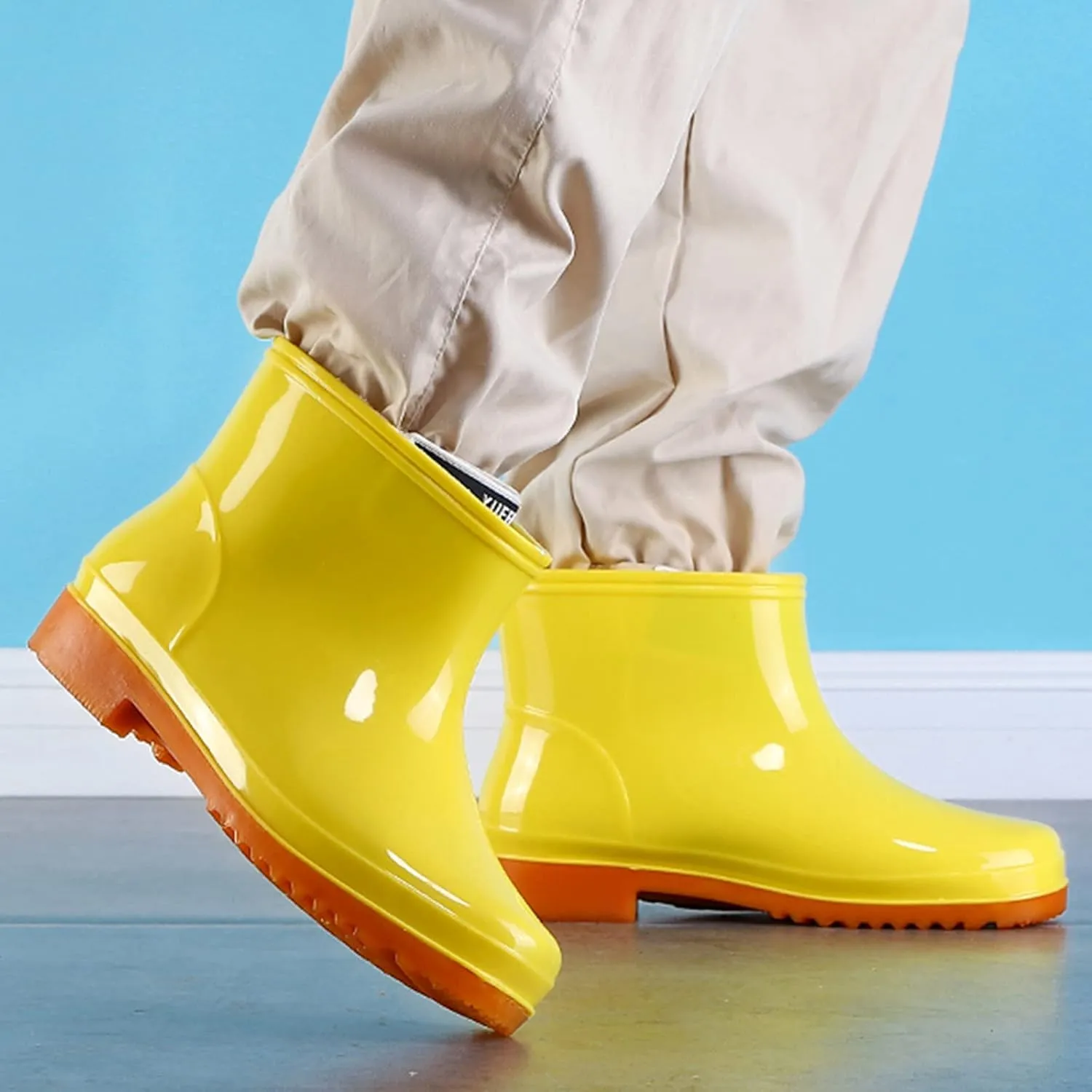 Rain Boots Women, Women's Short Rain Boots Waterproof Wide Calf Garden Shoes Lightweight Anti-Slipping Rubber Shoes Comfortable Ankle Rainboots